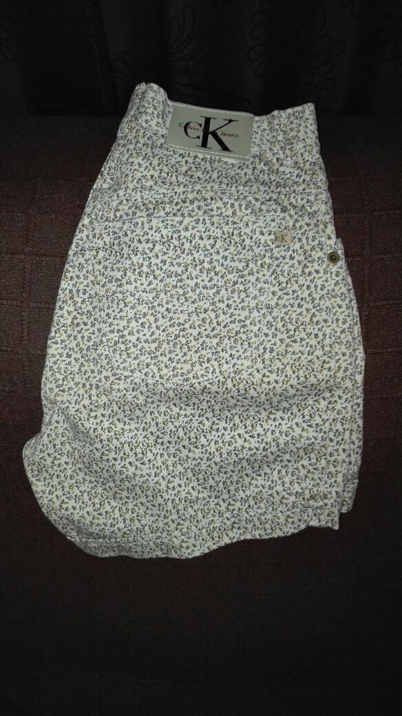 Pantalon corto Calvin Klein