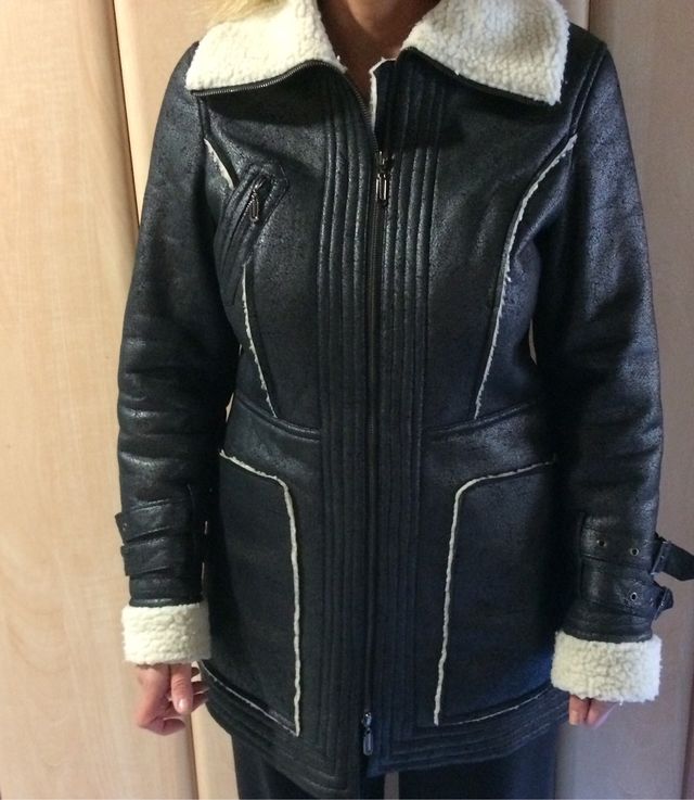 Chaqueta de piel vuelta.