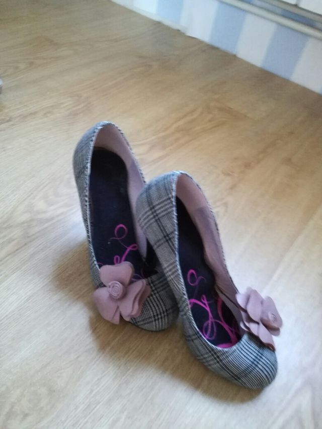 Zapatos cuadros escoceses