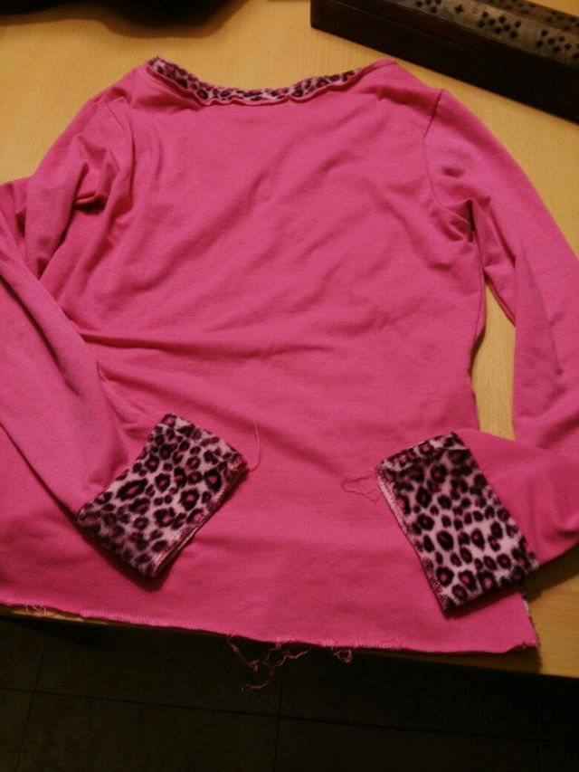 Camiseta talla S. MUY NUEVA!!