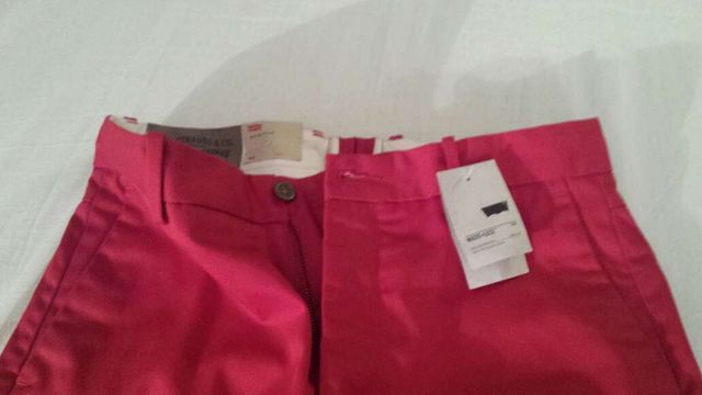 Pantalón levis