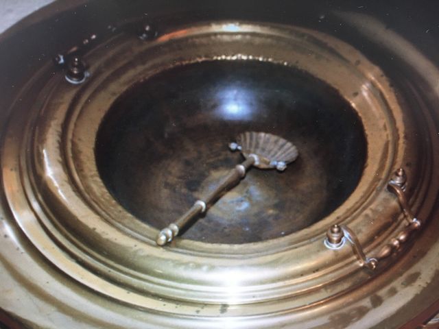 Brasero bronce antiguo