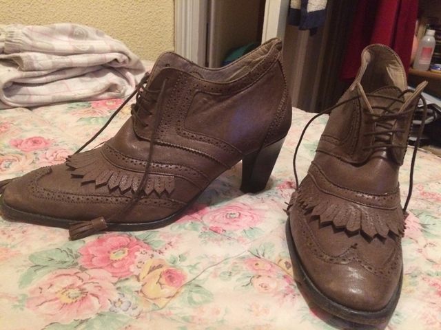 Botines marca Lotusse