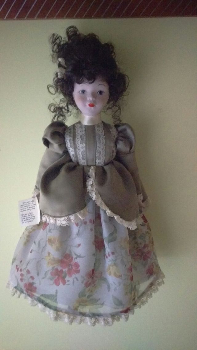 Muñeca porcelana fanas