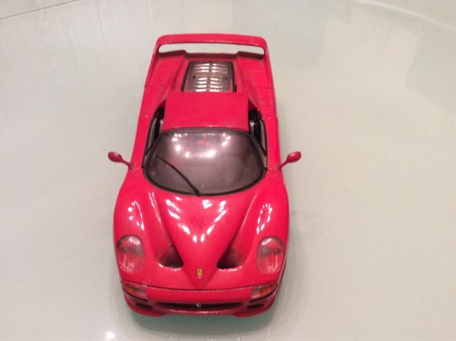 Coches a Escala. Ferrari F50