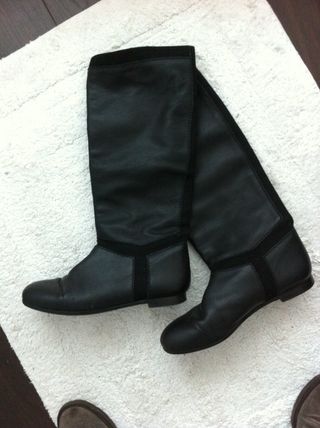 Botas Hoss Intropia de segunda mano por 35 EUR en Ferrol en WALLAPOP