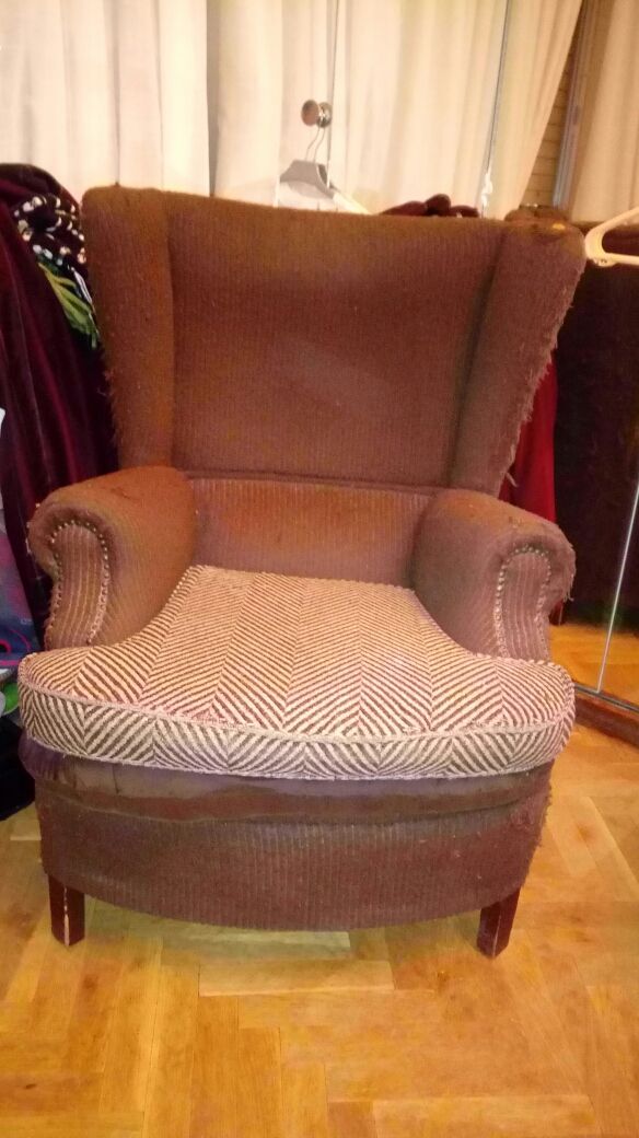 restaurar sillon antiguo sill 243 n orejero antiguo para restaurar de segunda mano por restaurar sillon antiguo sill 243 n orejero antiguo para restaurar de segunda mano por