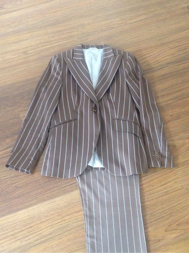 TRAJE MASSIMO DUTTI.