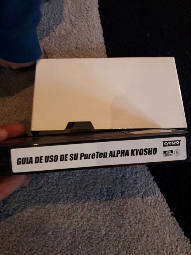 Manual en VHS Pure Ten Alpha Kyosho.