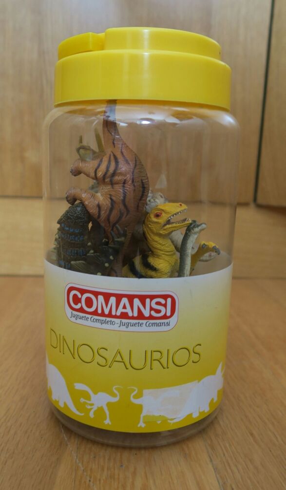 Tubo de dinosaurios Comansi