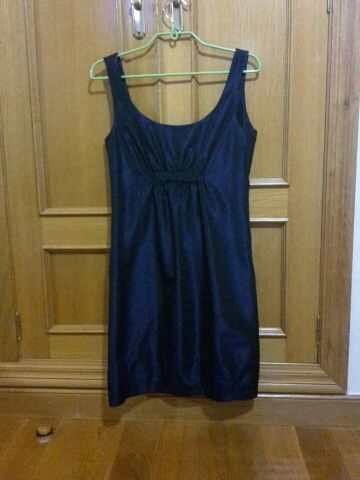 Vestido azul oscuro