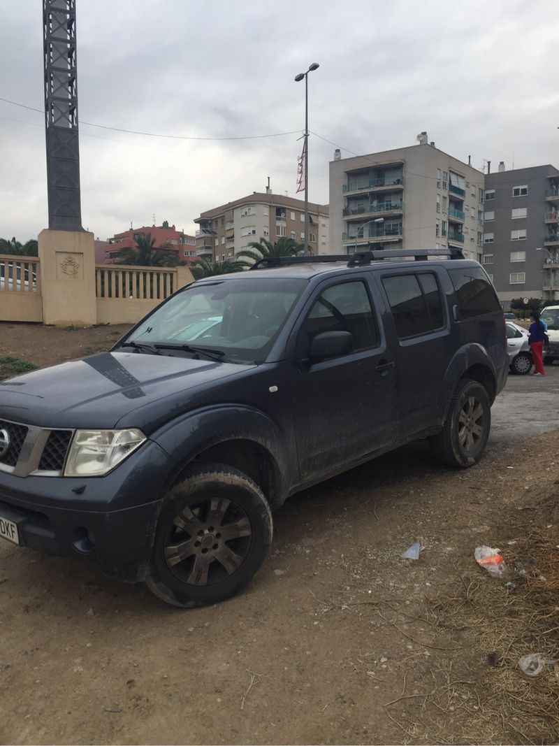 Nissan patfhinder - foto 1