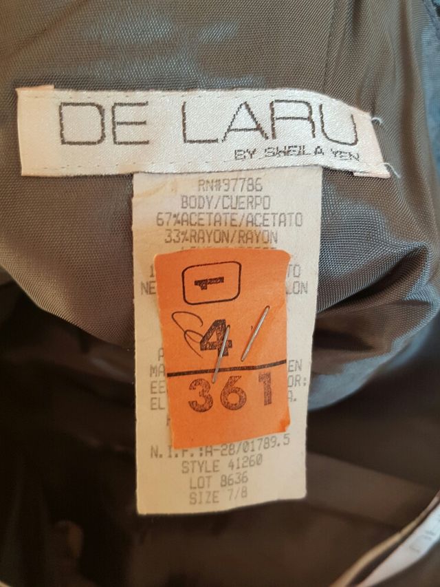 Vestido talla S y de regalo el chal a juego