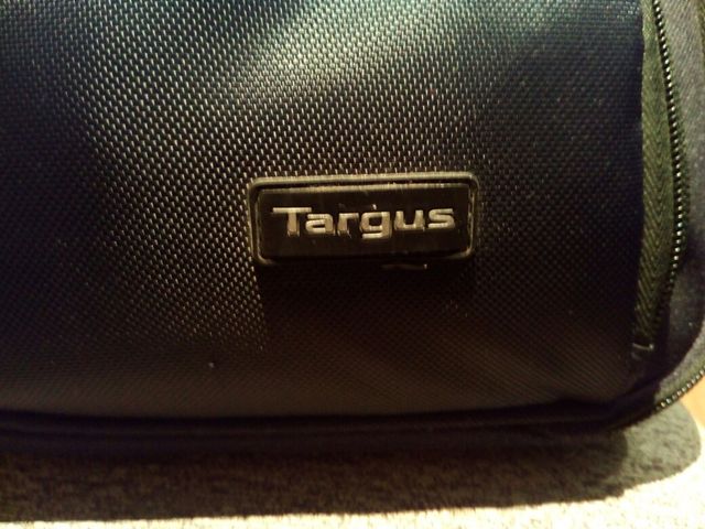 Maletín portátil Targus ligero