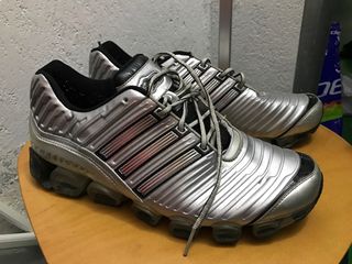 tenis adidas megabounce
