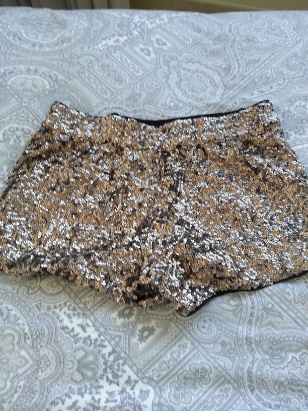 pantalon corto de lentejuelas