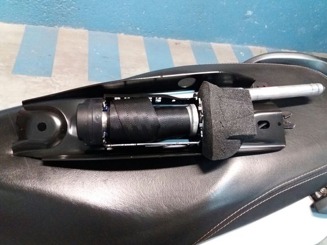 Cinturon Volvo 6041213RH