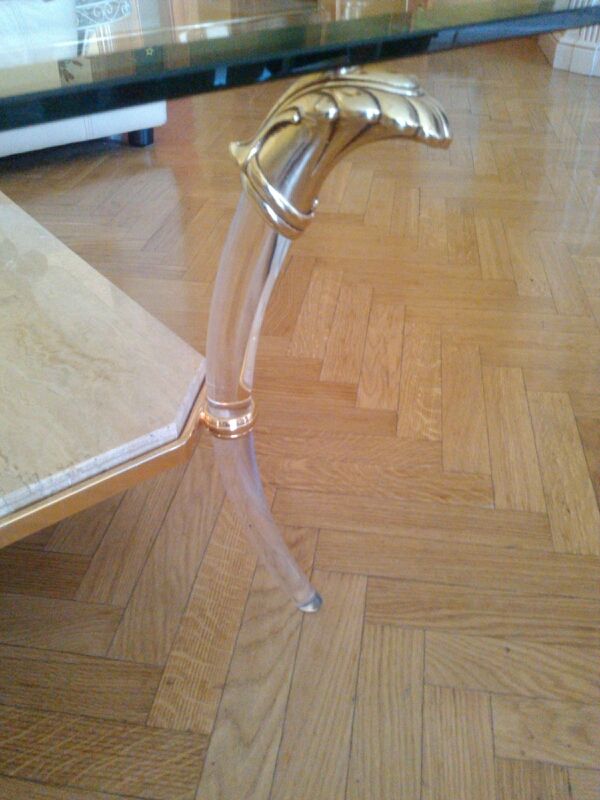 TAVOLINO IN SOGGIORNO.