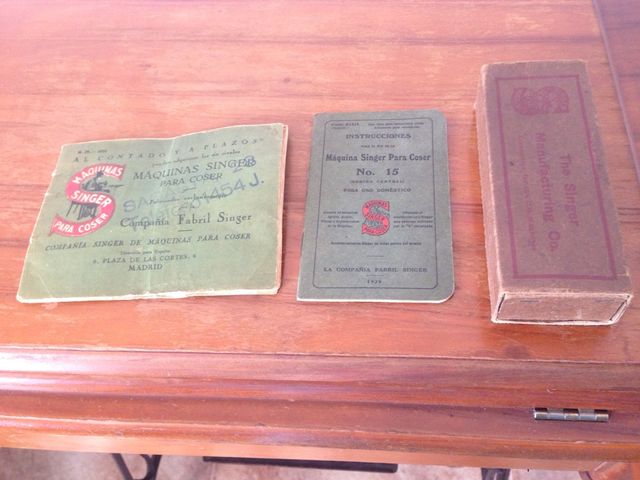 Maquina de coser SINGER