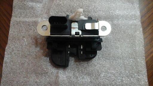 Cierre maletero Seat