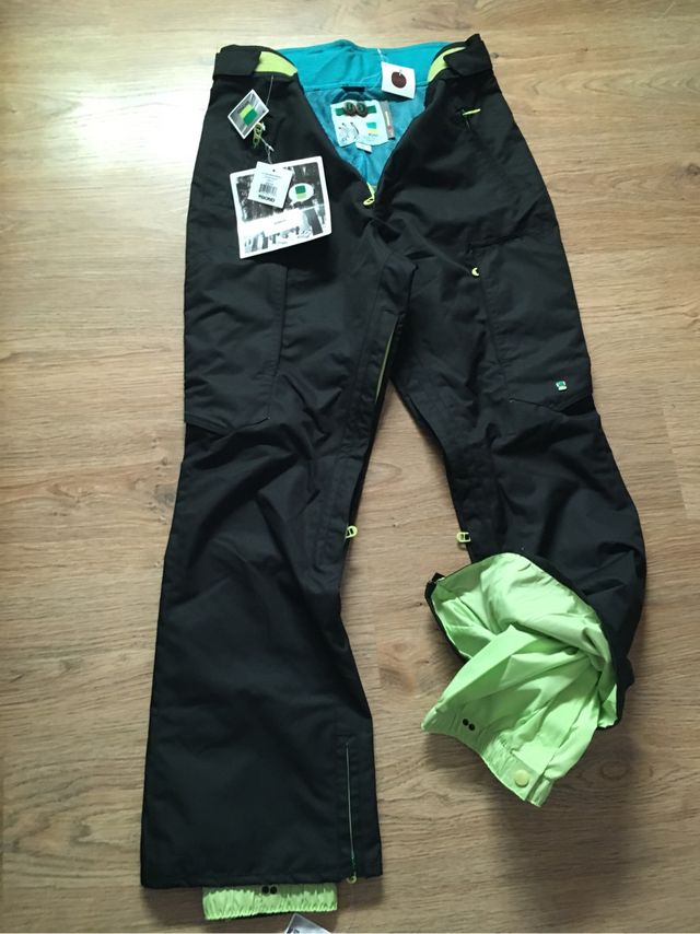 Pantalon Nieve nuevo con etiqueta