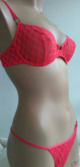 Conjunto Sujetador  de Huit +tanga rojo 95B