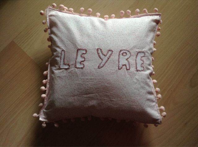 Cojín Niñas personalizados "Leyre"