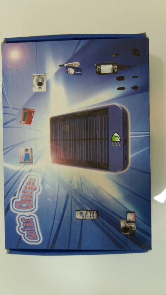 Cargador solar Schüco