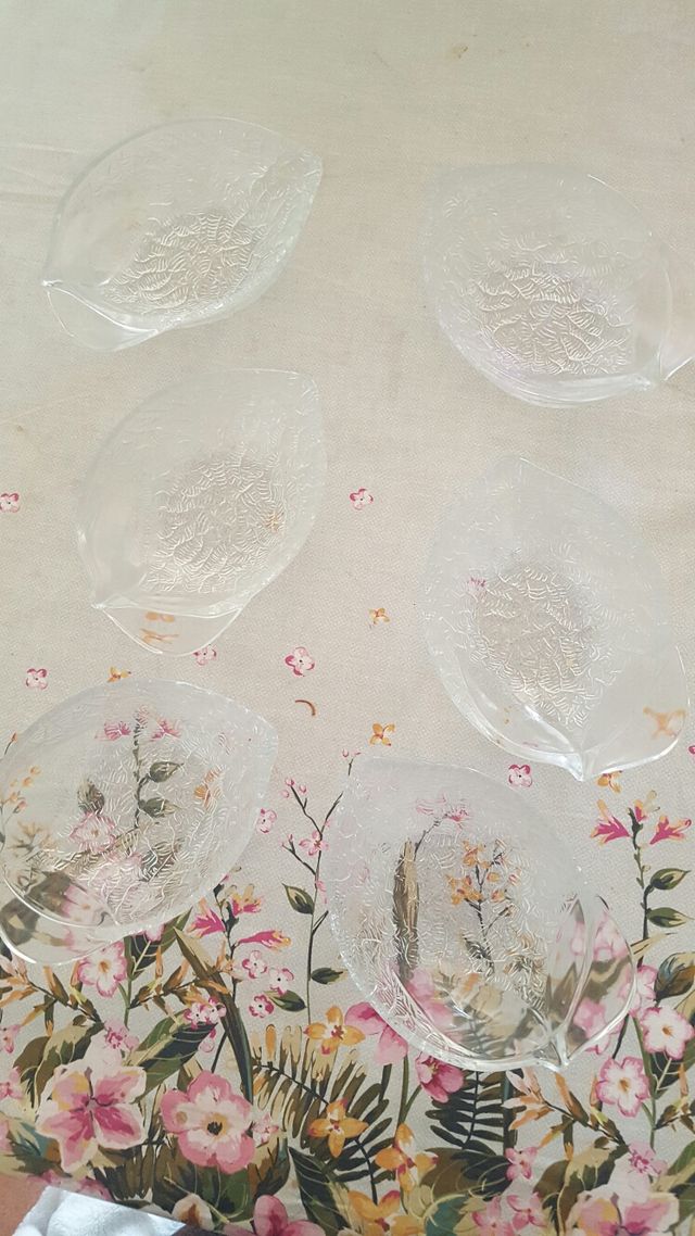 Saladeira de vidro para salada de frutas com 6 copos