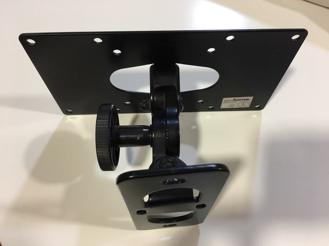 4 SOPORTES DE PARED PARA TV HAMA