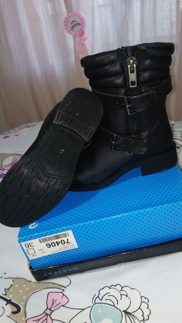 Botas nuevas núm.36 negras