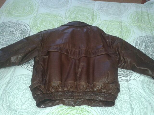 cazadora de piel