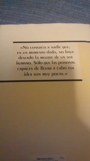 libro "maigret se equivoca"