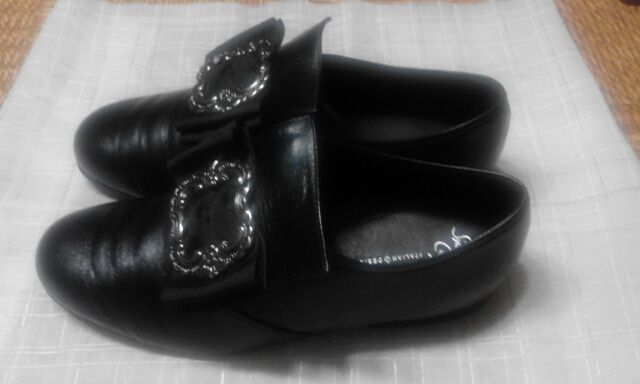 Zapatos de Torrenti 35€