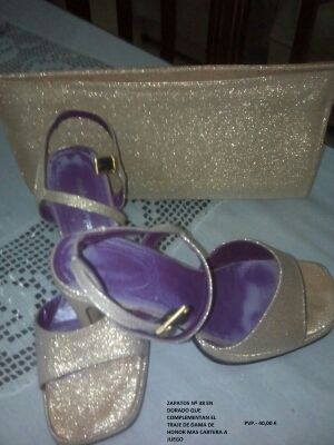 trajes dama de honor y zapatos conjunto