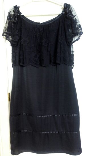 Vestido NICE THINGS, sin estrenar