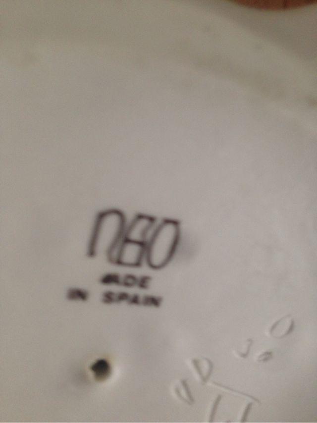 Figura porcelana. Niña comunion