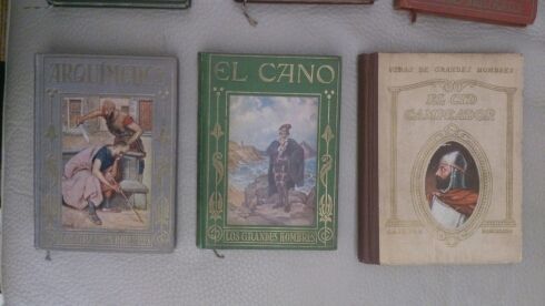 6 libros antiguos: 5 editorial araluce y EL CID