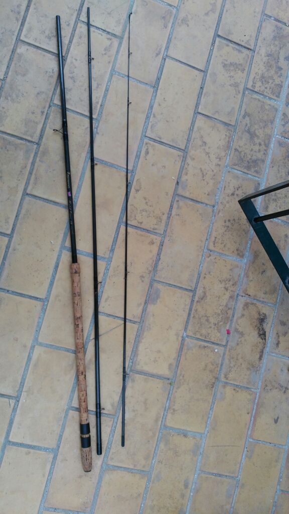 caña pesca inglesa marca browning MUY BUEN ESTADO