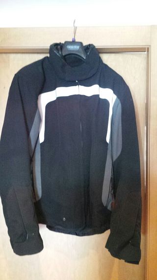 Chaqueta Moto BMW Streetguard 2 de segunda mano por 190 EUR en Arenys de  Mar en WALLAPOP