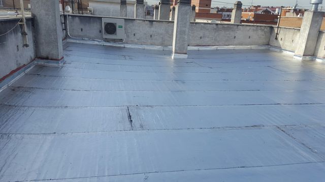 Impermeabilizacion y solado.