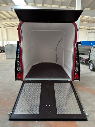 Nuevo Remolque de motos Aerodinámico C2800