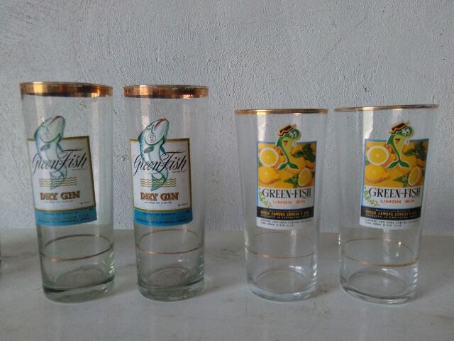 2 VASOS ANTIGUOS GINEBRA GREEN FISH