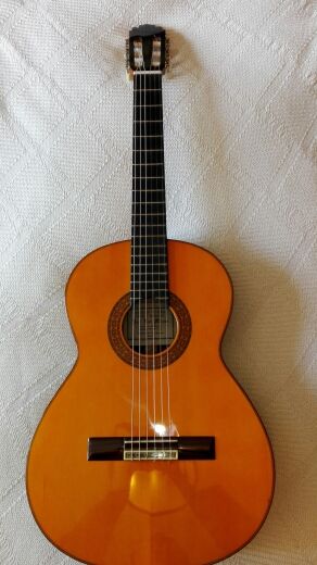 Guitarra española José Leal Mejias de segunda mano por 700 EUR en El Grao  en WALLAPOP