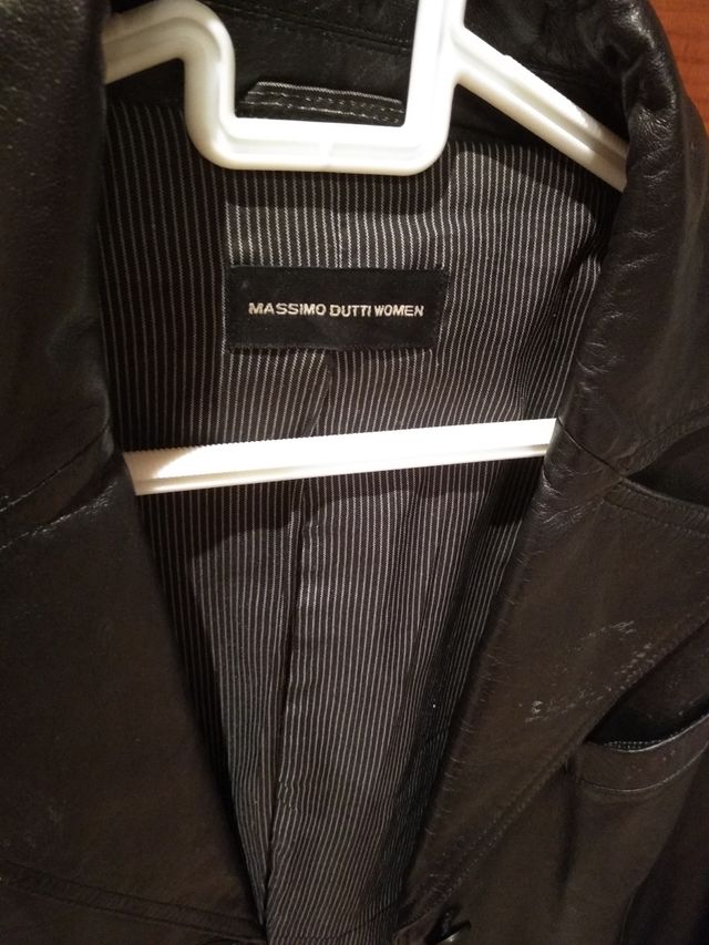 Chaqueta de piel Massimo.Dutti.