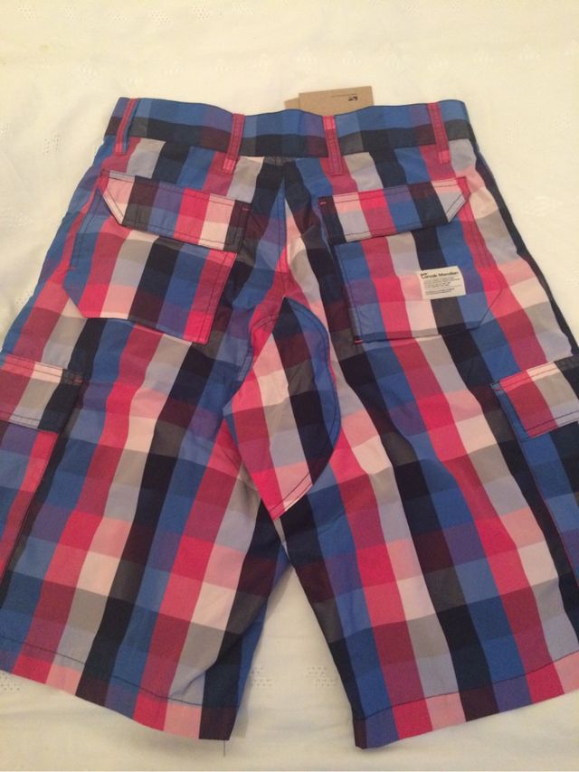 LOREAK MENDIAN BERMUDA T.31 y T. 32