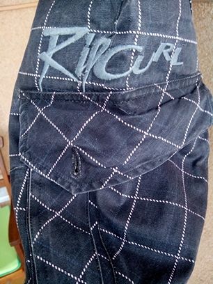 BERMUDAS RIP CURL EN BUEN ESTADO