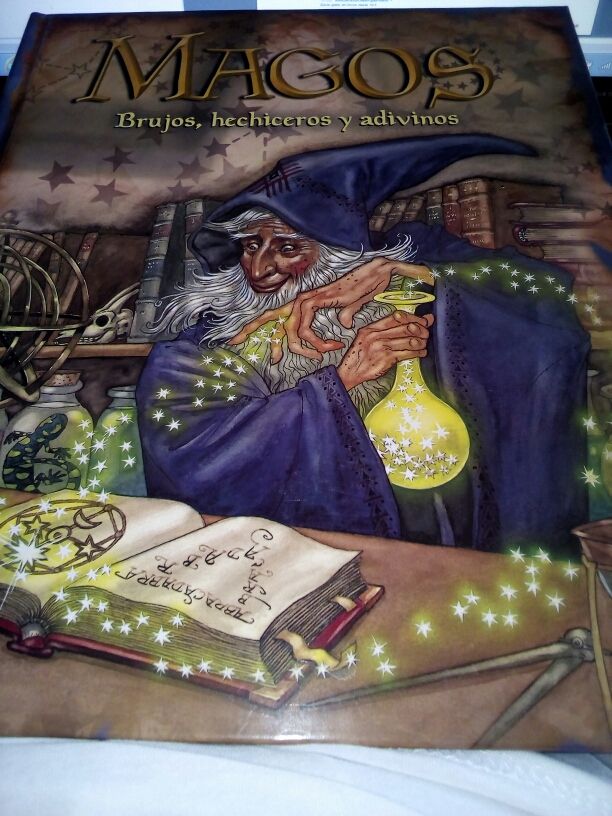 Libro Magos Brujos Hechiceros Y Adivinos De Segunda Mano Por 5 En Torrejon De Ardoz En Wallapop Hechiceras (charmed) es una serie de televisión estadounidense creada por constance m. libro magos brujos hechiceros y