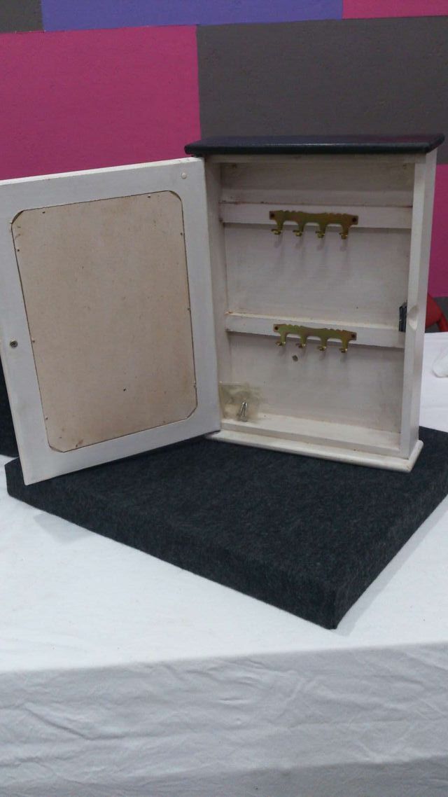 Mueble llavero rebajado a 15€