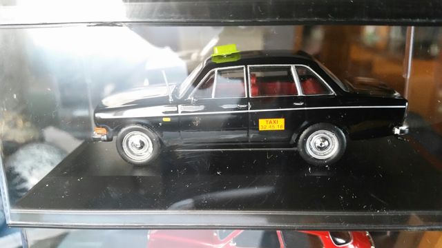 Coche Miniatura Volvo Taxi